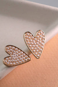 HEART PEARL STUD EARRINGS