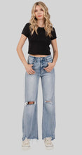 Load image into Gallery viewer, Kara Jeans