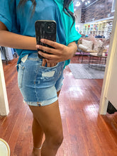 Load image into Gallery viewer, The Ella Shorts - Medium Wash